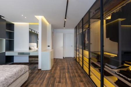 Optimiser votre espace avec un dressing sur-mesure adapté à vos besoins